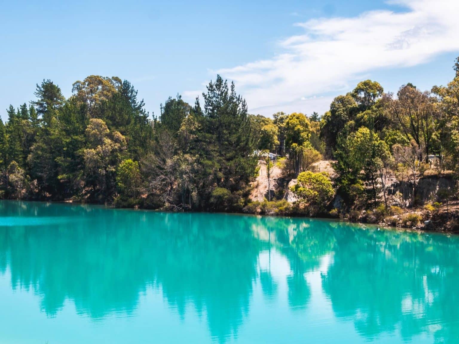 Black Diamond Lake WA - Our guide to Western Australia's blue lake